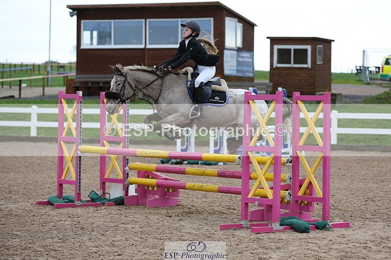 240211A-105711-02284 - Cls 4 Pony Discovery & 90cm Open