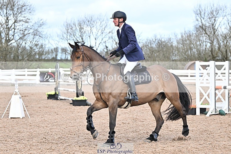 250328-103745-01293 - Cls 8 British Novice and 90cm