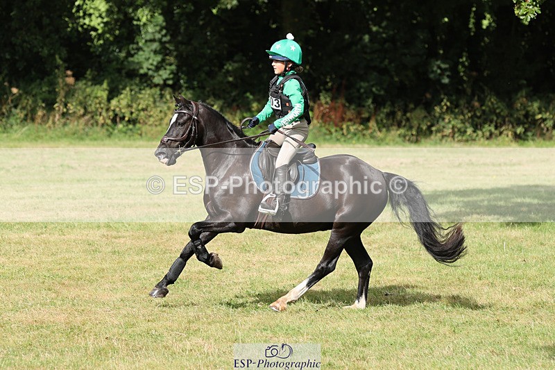 240825X-101658-31558 - 70cm XC 10.00 to 11.00