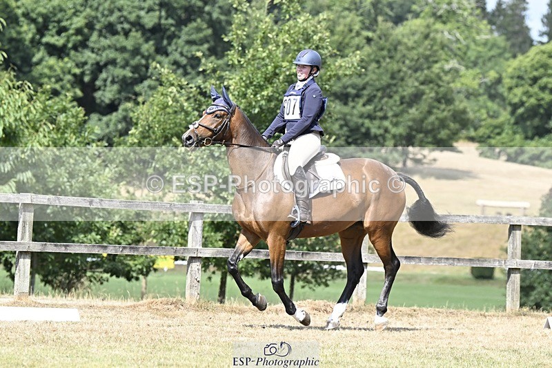 250822A-120026-22524 - DR 11.00 to 12.00