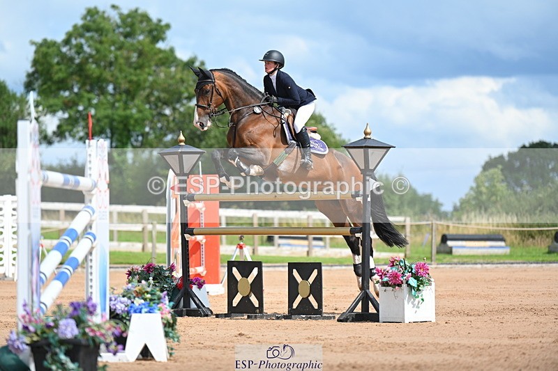 230721A-154848-07440 - Cls 10, 2 Star Big 1.45m Start to break