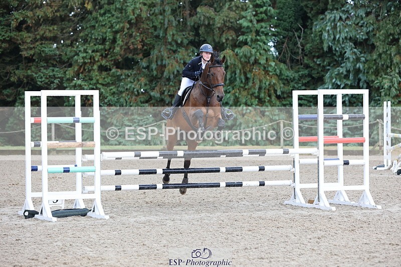 250831A-131116-10266 - Cls 42 Snr 1m Grand Prix