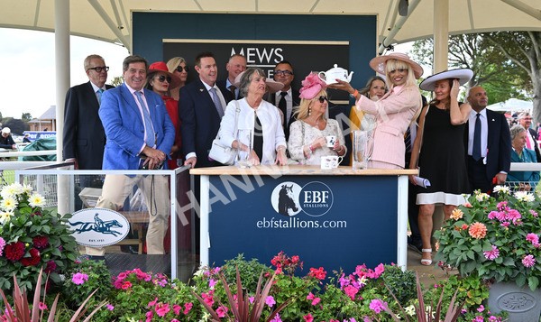 210825-239 Stellar Sunrise - Race 6 4.45pm Mews Hotel Ossett EBF Stallions Nursery Handicap
