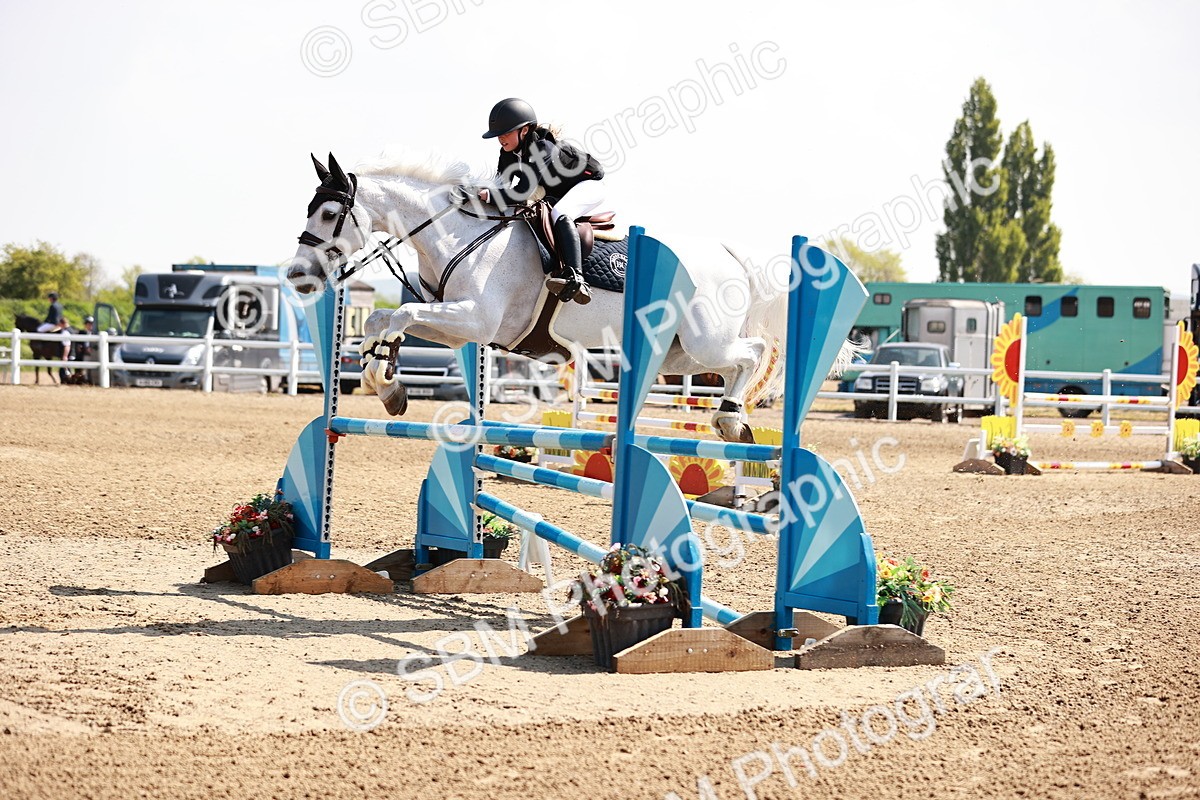  - Class 23 - Senior 1.05m