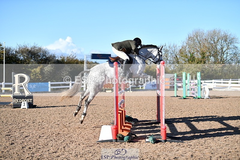 231110A-132639-00569 - Cls 5 Newcomers & 1.10m Open