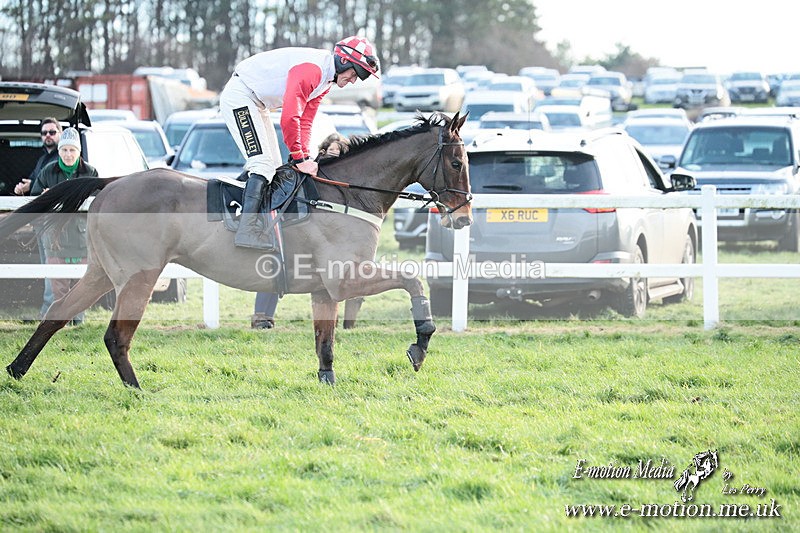 PtP 141225  1931 - New Forest Hounds PtP Larkhill 14/12/25