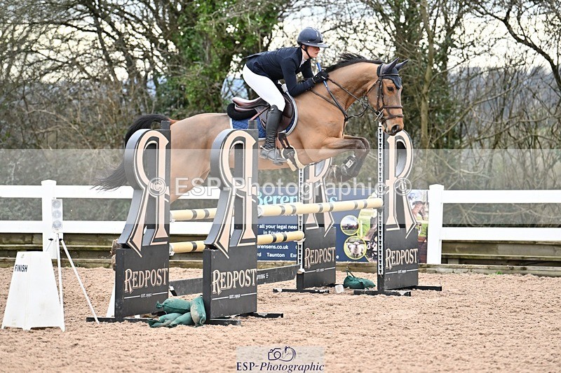 250112-115853-01194 - Cls 19 Snr 1.05m Open