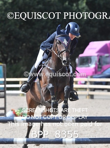 BPP_8355 - CLASS 35 SUN 2ND ROUND Equiyd 0.95m Amateur Championship Qualifier
