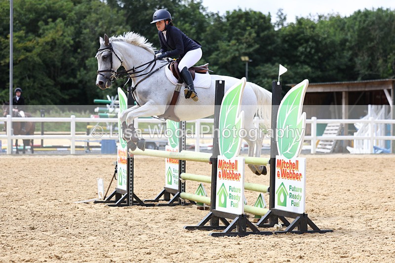 3E7A9981 - Class 9: Senior British Novice/90cm open