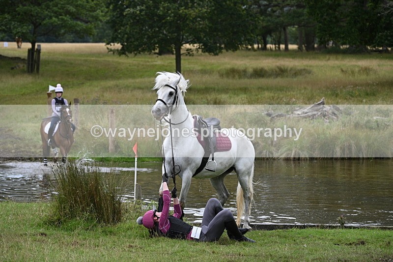 WJ7_3196 - Time at Water 12:15 to 12:50