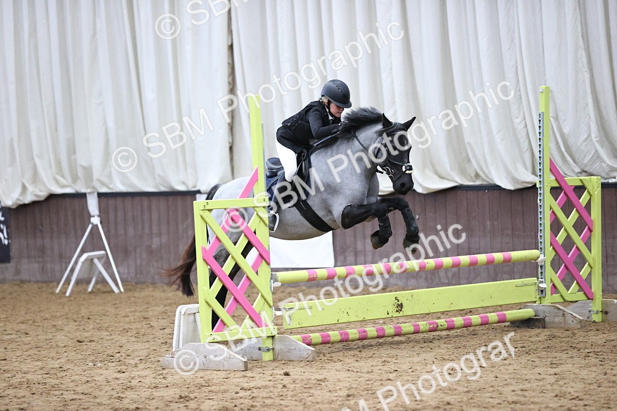 SBM_001332 - Class 5 - Henlow Veterinary Hospital 70cm