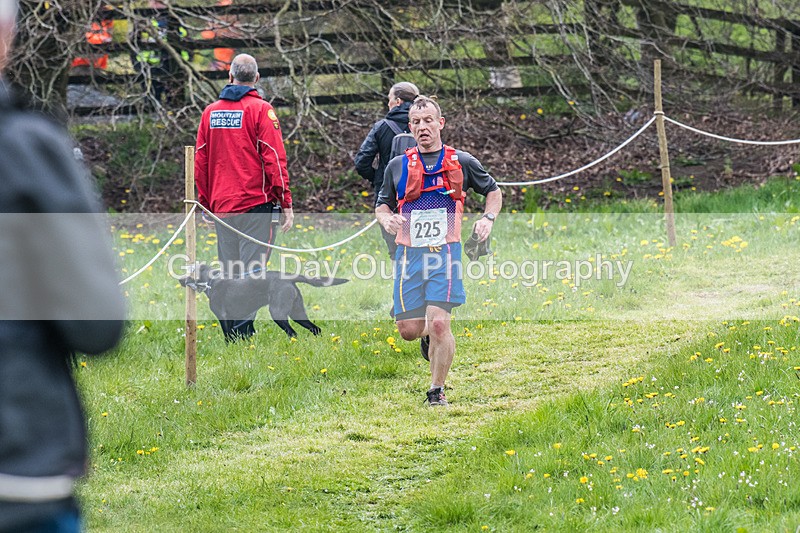 3 Peaks Finish-2006 - The 3 Peaks Race Saturday 26th April 2025 - The Finish