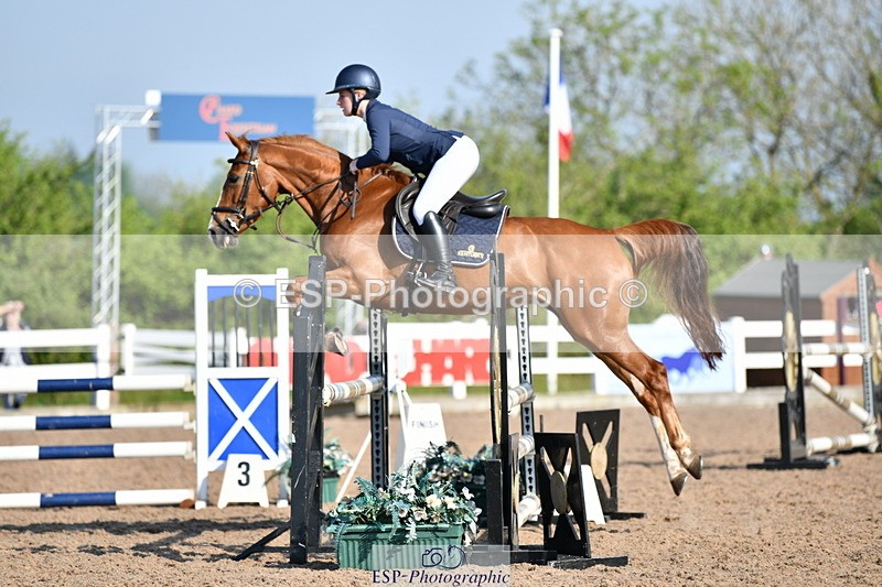 240512A-084016-16925 - Cls 39 British Novice and 90cm Open