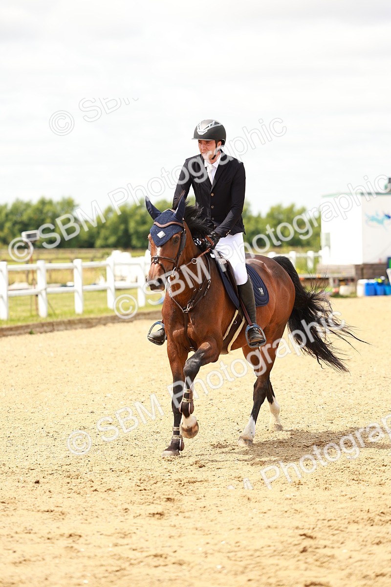 SBM_002491 - Class 12 - 1.05m Amateur Championship Qualifier