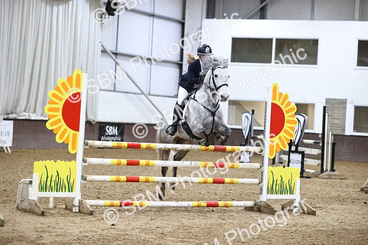 SBM_000885 - Class 4 - Blue Chip Pony Newcomers - 1.00m