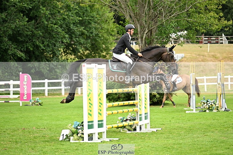 250705A-142940-15030 - Cls 31 Snr 1.35m Grand Prix