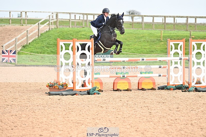 240405A-122810-01203 - Cls 3 Foxhunter