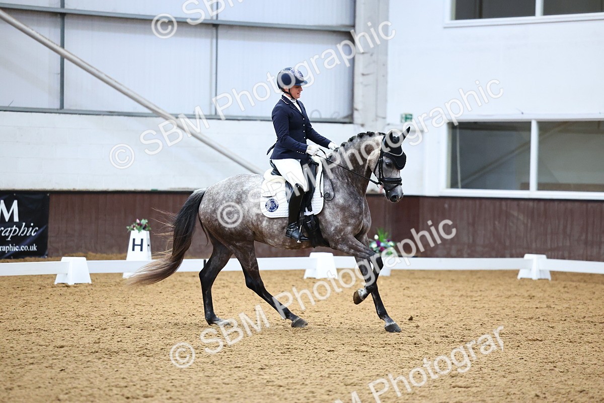 SBM_005654 - Class 5 - Novice 6 - 9.30-10.33