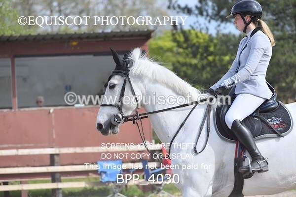 BPP_4030 - CLASS 9 - FRI - Senior Newcomers/ 1.10m Open