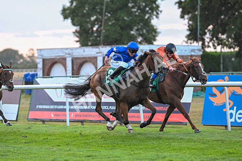 150825-Race 5-Jez Bomb-2982 - Race 5