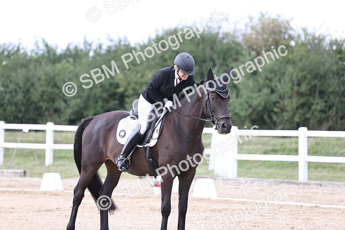 SBM_017962 - Class 14 - Novice 23 - 15.16-16.19