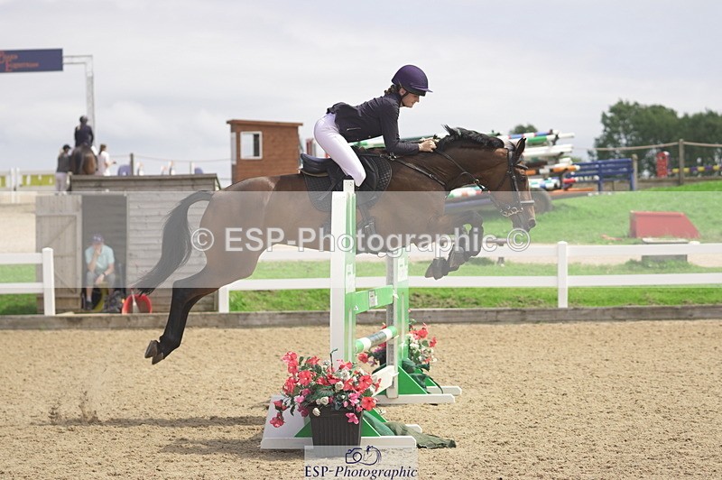 230810A-132044-02392 - Cls 4 1.05m Amateur Quali