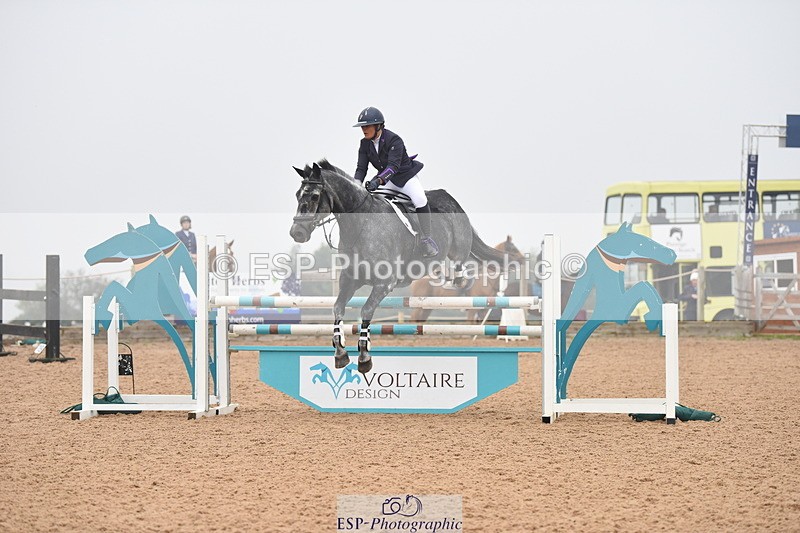 230916A-165638-05704 - Cls 19 Snr 1.10m Derby