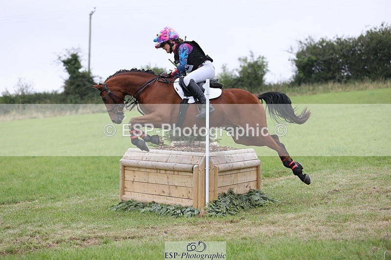 240831A-144925-04587 - 282-Tichy.Sanders-UBERTON.VAN.HET.DALHOF