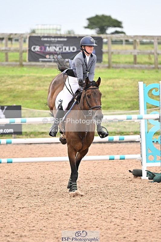 240828A-160539-01279 - Cls 5 Snr Foxhunter and 1.20m Open