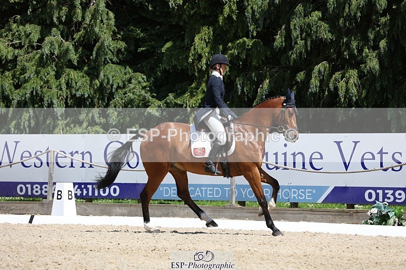 230526-134007-06370 - 367-ITAREUSO-Louisa_Lockwood-WEDTrotUp+DR