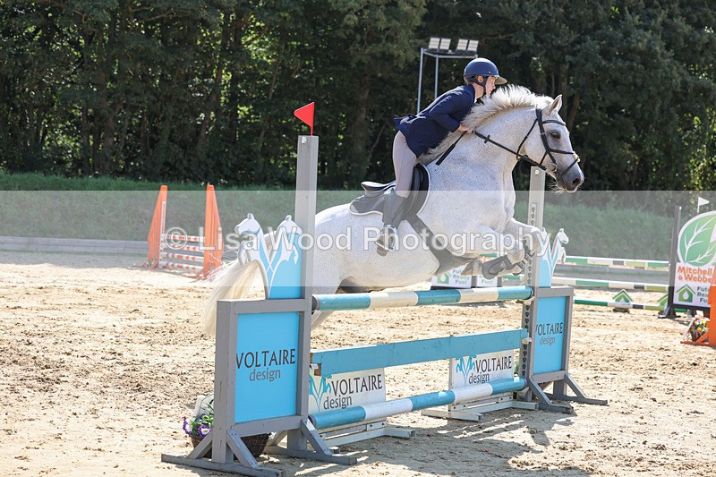 3E7A0983 - Class 4: Senior British Novice/90cm open