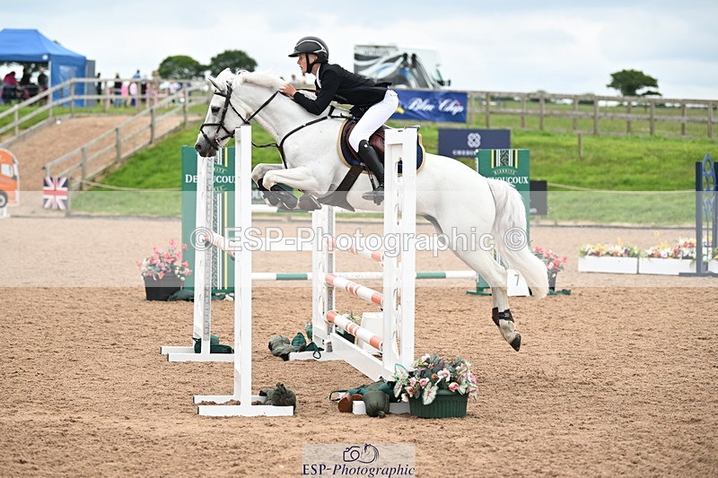 240630A-132925-13725 - Cls 25 HOYS 138cm Qualifier