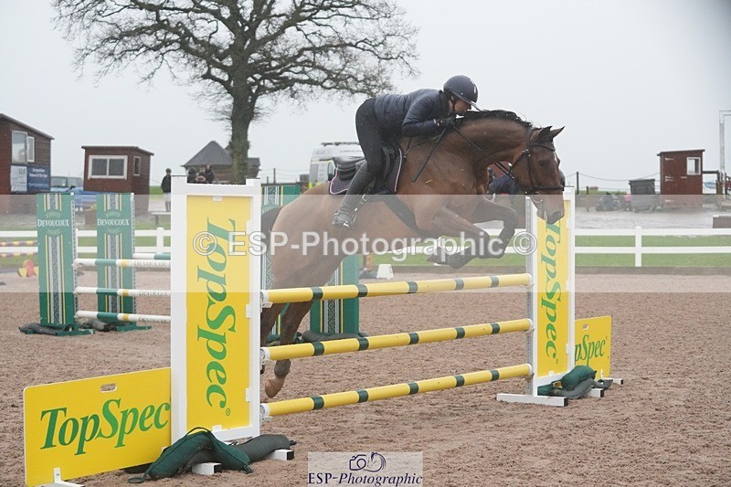 251207-102509-01651 - Cls 18 Snr Discovery and 1m