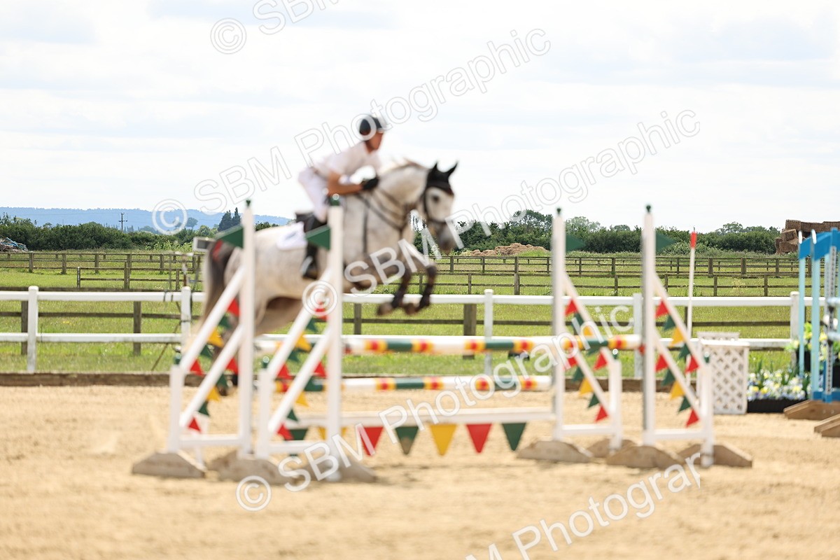 SBM_005373 - Class 18 - Senior 1.05m Open