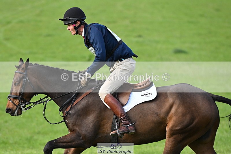 250419-175721-14588 - 909-William.Fox-Pitt-GRANSTOWN.STAR.LOVE