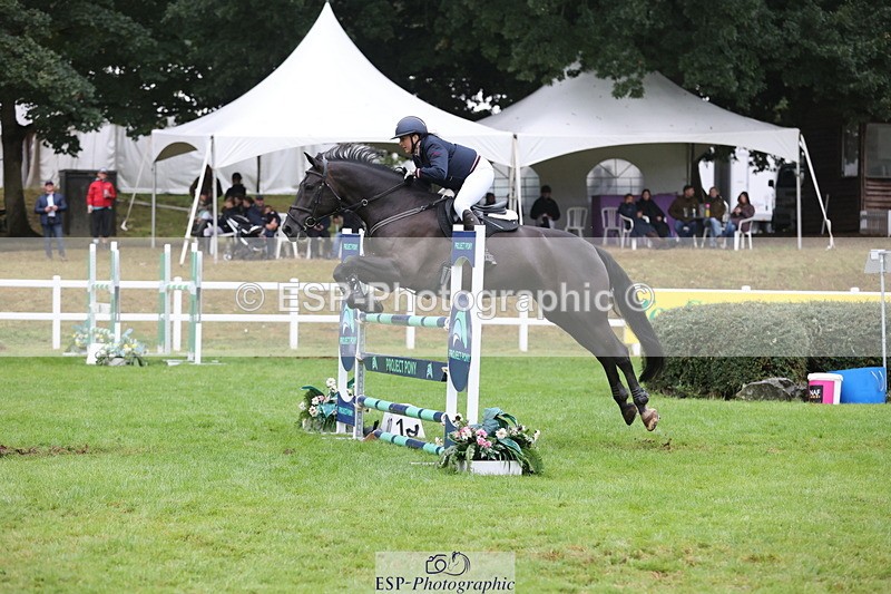 250830A-151520-07261 - Cls 16 Snr Newcomers and 1.10m Open