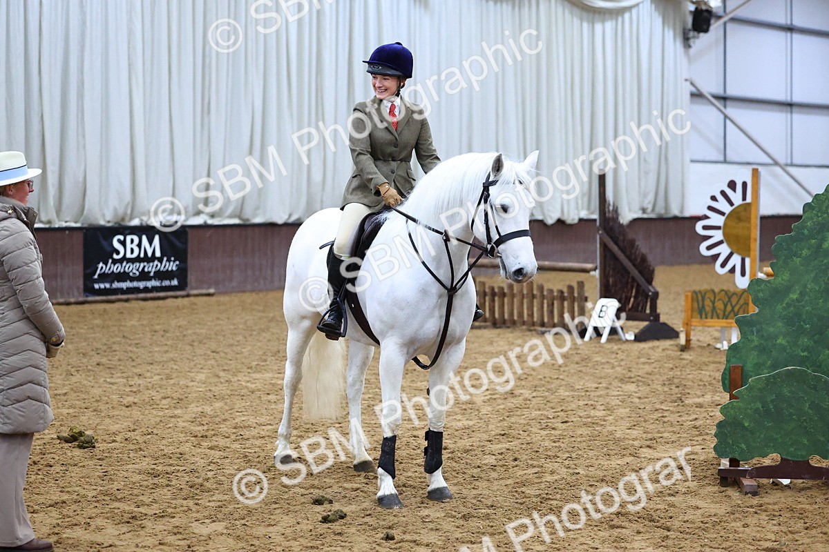 SBM_003522 - Class 37 - 80cm Training Stakes