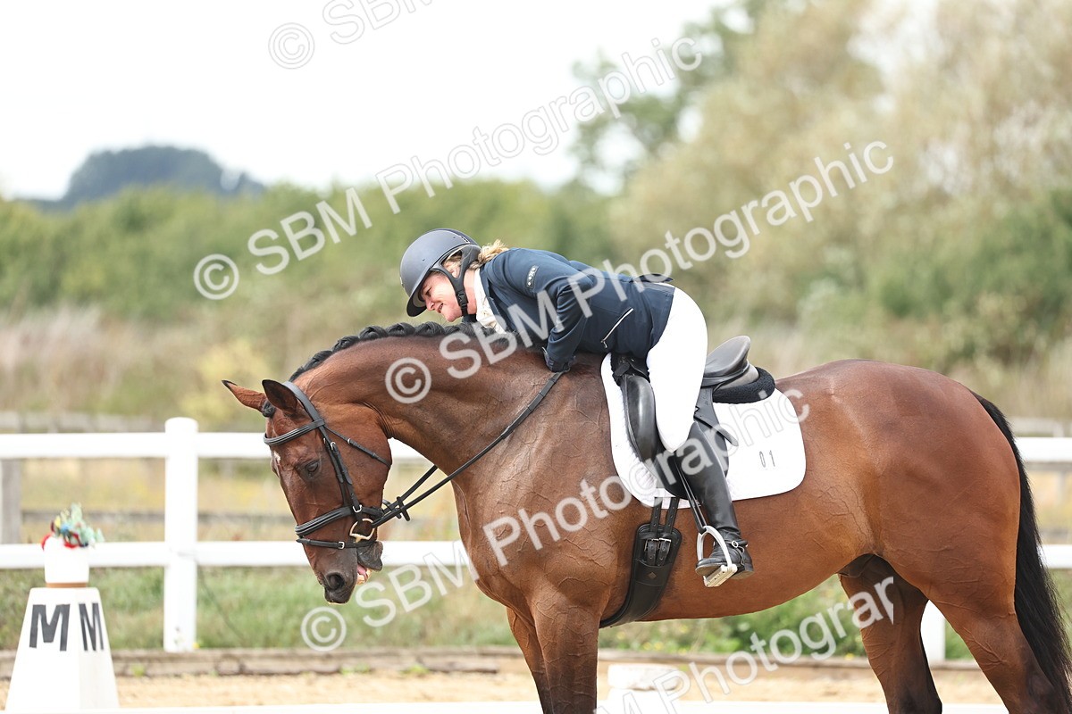SBM_003701 - Class 8 - Novice 3 Champs