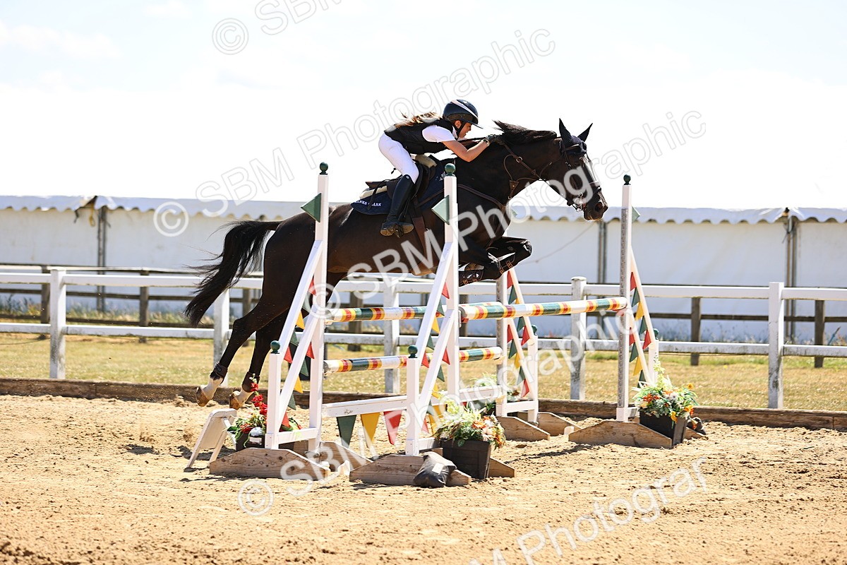 SBM_014920 - Class 15 - Senior Newcomers - 1.10m Open