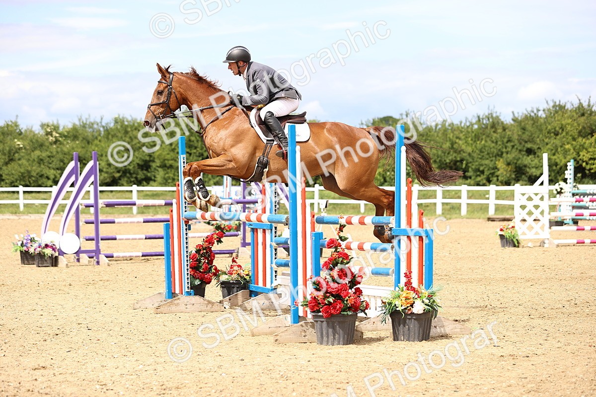 SBM_007875 - Class 19 - Senior Newcomers - 1.10m