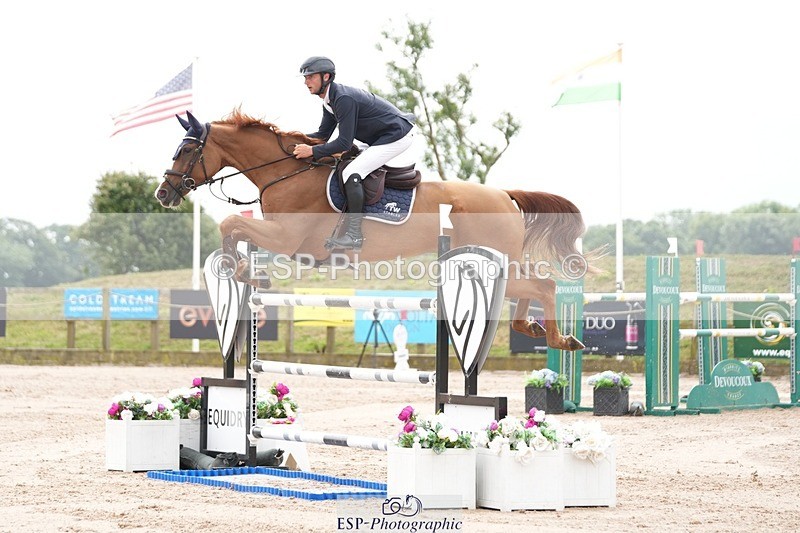 250718-114653-10108 - Cls 2, 3 Star Small Tour Break til End