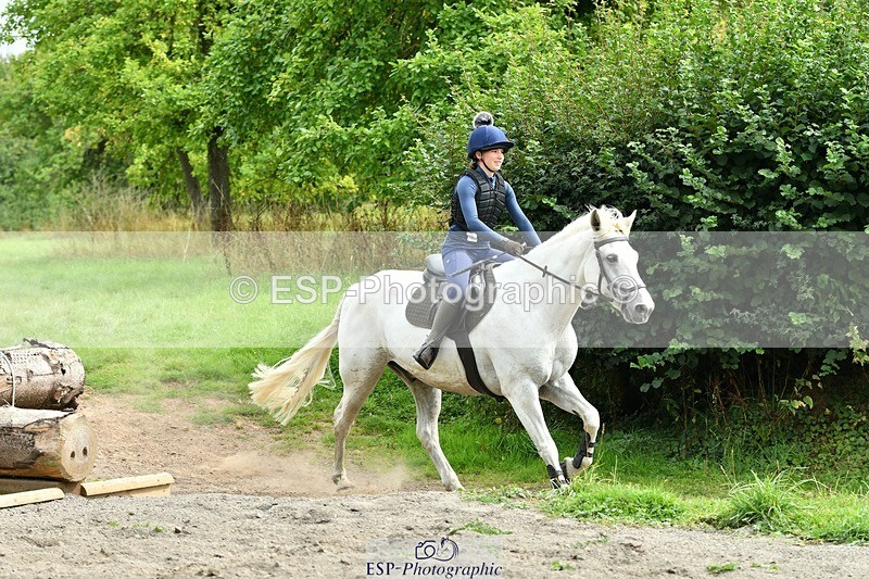 230817-152959-01535 - Theo's 2nd Group - XC