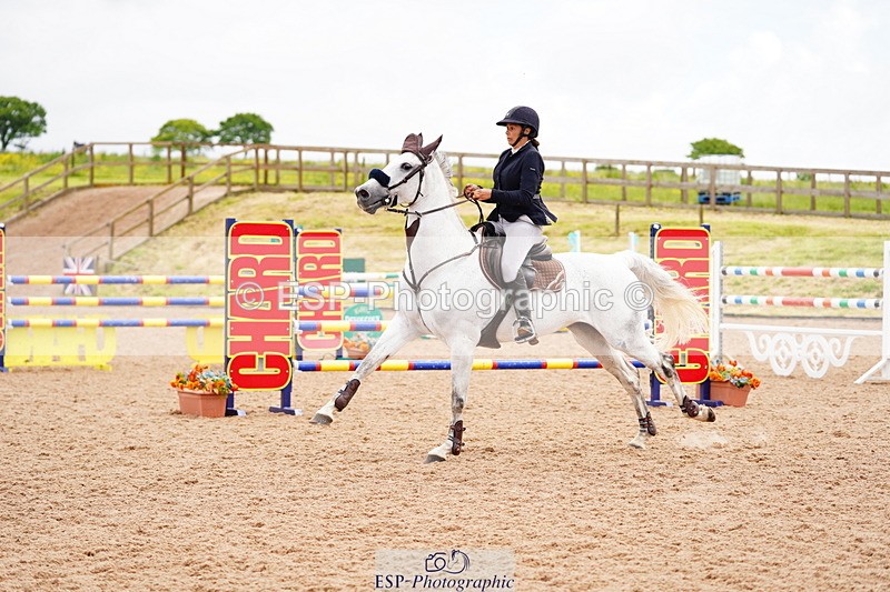 240526A-121536-08008 - Cls 26 Chard Equ 1.05m and 1.10m Grand Prix