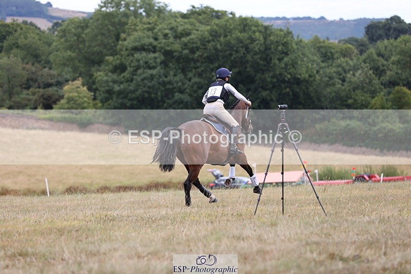 250802A-110948-01679 - A-013-Fiona.Jones-ABBY.VD.BERGHOEVE.Z