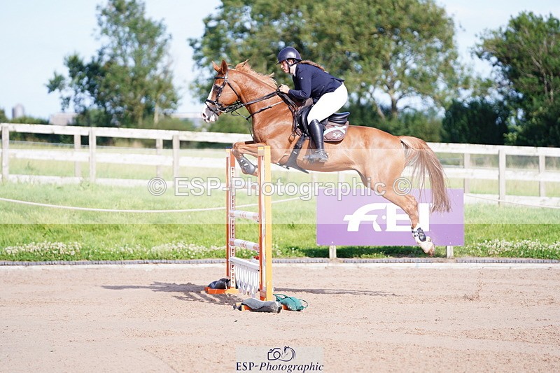 240803A-171104-09482 - Cls 33 National 1.40m Open