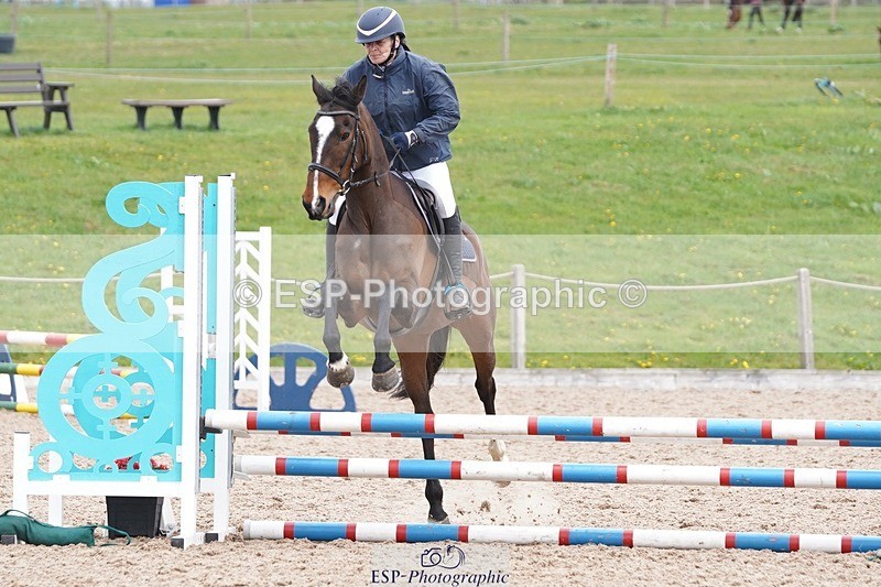 250414-125738-00833 - 70cm Round 2