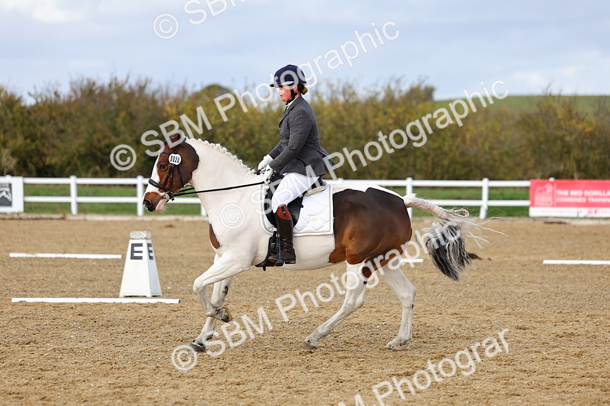 SBM_002661 - Class 8-11 - Novice 1-E1