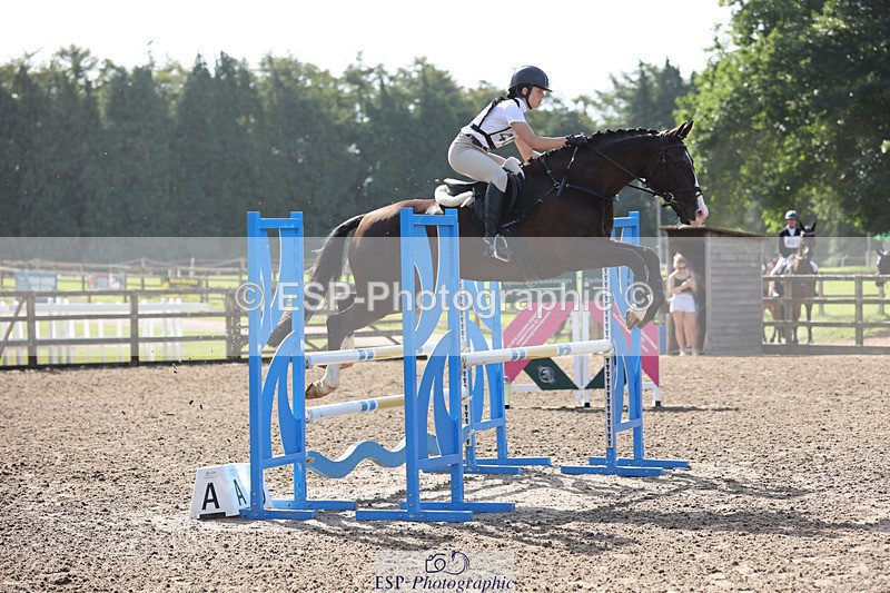 240804-093713-10190 - 403-Alana_Harries-THE_KNIGHT