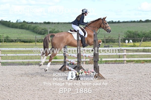BPP_1886 - CLASS 18 SUN British Novice/ 90cm Open