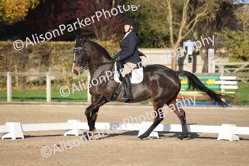 20251102-1377 - Class 10 - Advanced Medium 4